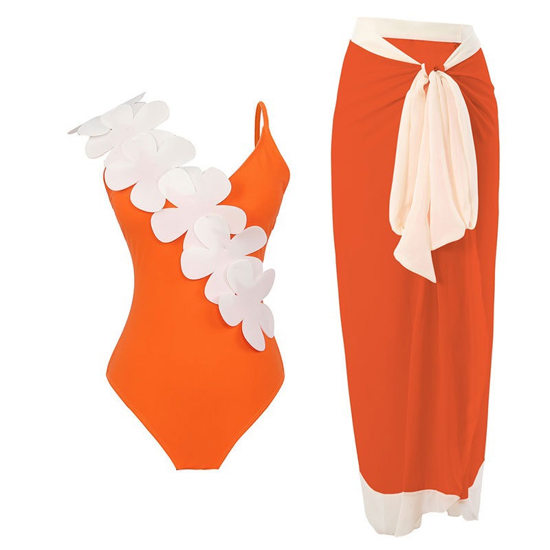 Ensemble maillot de bain une pièce avec jupe de plage